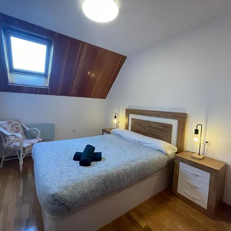 Apartamento Alba4 Jaca Exterior photo