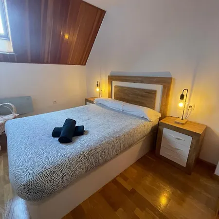 Apartamento Alba4 Jaca Exterior photo
