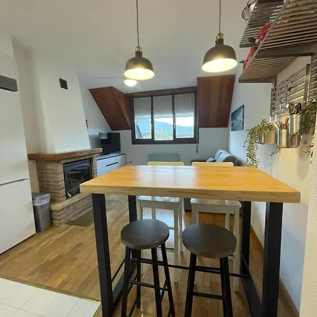 Apartamento Alba4 Jaca Exterior photo